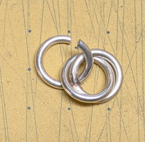 Judy Larson's Double Link Chain - , Chain Maille Jewelry, Making Chain, Chain Making , Butane Torch, Soldering, Solder, Chain Maille, chain mail, chainmaille, chainmail, , Unsoldered rings appear in some step photos.